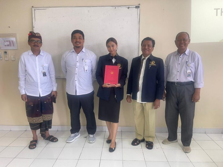 Putu Cintya Dewi berhasil menyelesaian Ujian Seminar Hasil  Program Magister Ilmu Komunikasi Hindu Universitas Hindu Negeri I Gusti Bagus Sugriwa Denpasar