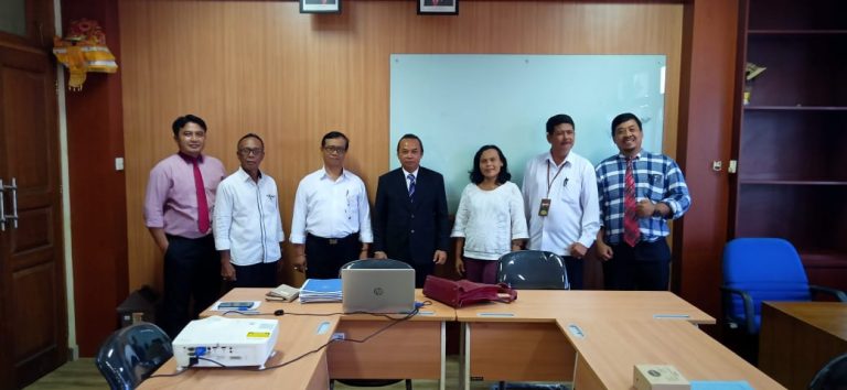 Ujian Proposal Penelitian Doktor I Nyoman Suadnyana di UHN I Gusti Bagus Sugriwa Denpasar: Mengkaji Eksistensi Upacara Ngaben di Desa Adat Pujungan
