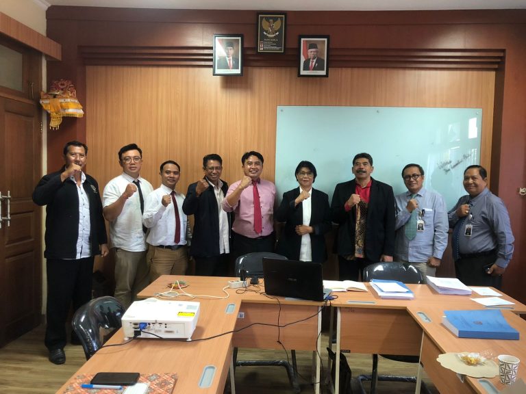 Ujian Tertutup Penelitian Doktor Luh Dewi Pusparini di UHN I Gusti Bagus Sugriwa Denpasar: Pemertahanan Budaya di Pasraman Gurukula