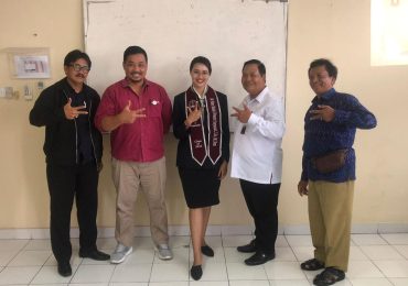Ujian Tesis: Penerapan Media Komunikasi Visual dalam Pembelajaran di SMA TP 45 Denpasar – Kajian oleh Ni Putu Nindya Dewanti Suryantari