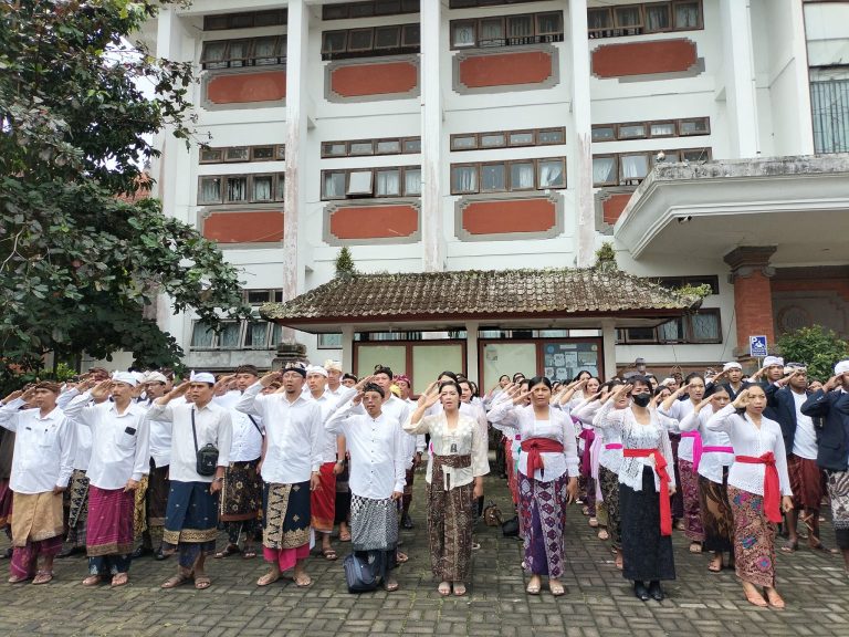 Civitas Akademika UHN I Gusti Bagus Sugriwa Gelar Apel Hari Lahir Pancasila 2024