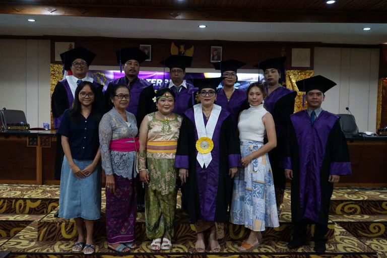 PASCASARJANA UHN SUGRIWA DENPASAR CETAK DOKTOR KE-140