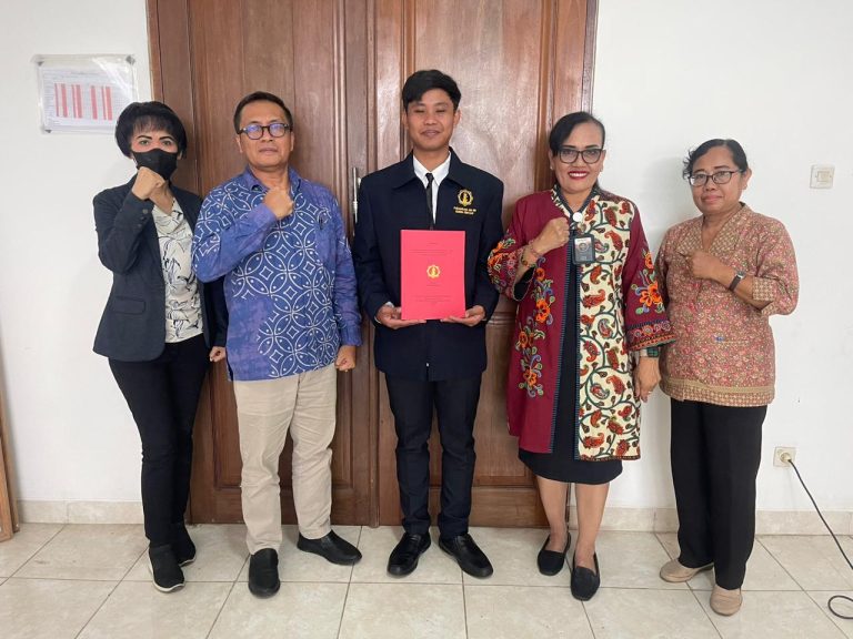 Strategi Komunikasi Politik Pemilu 2024: Ujian Tesis Putra Hari Iryanto di UHN I Gusti Bagus Sugriwa Denpasar