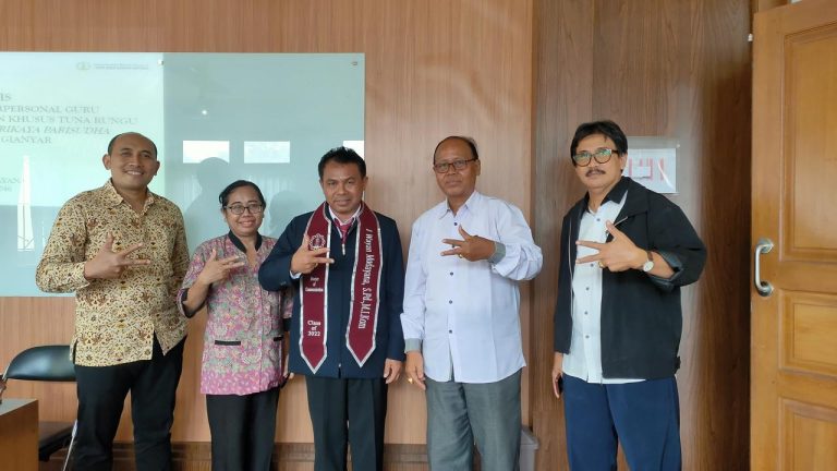 Ujian Tesis I Wayan Mudayana: Pola Komunikasi Interpersonal Berlandaskan Tri Kaya Parisudha di SLB Negeri 1 Gianyar