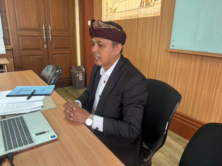 “Ujian Kualifikasi Penelitian I Wayan Budiantara: Literasi Multikultural dalam Pelayanan Masyarakat Beragama di Kementerian Agama Tabanan”