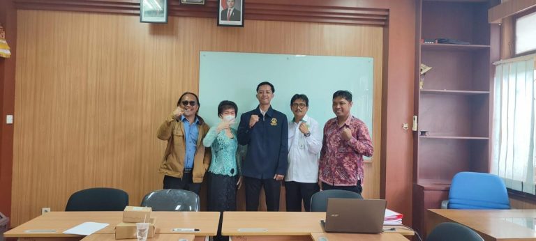 I Wayan Arik Arta Wiguna Paparkan Strategi Komunikasi Radio Gema Merdeka dalam Ujian Proposal S2 Ilmu Komunikasi Hindu