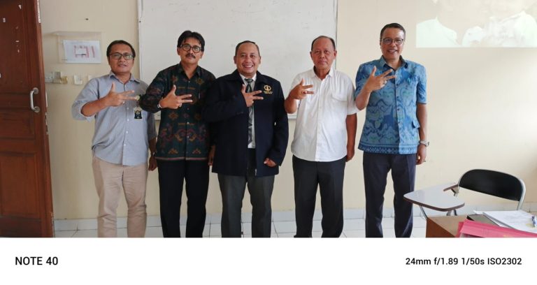 Ujian Proposal Penelitian Program S2 Ilmu Komunikasi Hindu Universitas Hindu Negeri I Gusti Bagus Sugriwa Denpasar: Optimalisasi Strategi IMC untuk Meningkatkan Pariwisata