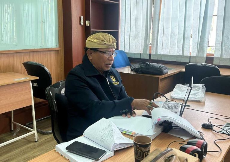 Pengembangan Pembangkit Listrik Berbasis Tri Hita Karana: Seminar Hasil I Wayan Sugara Yasa