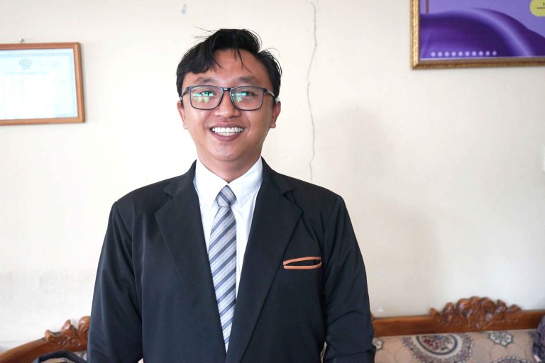 Mengupas Dinamika Keagamaan Urban: Ujian Proposal I Gd Dedy Diana Putra di Program Doktor Ilmu Agama