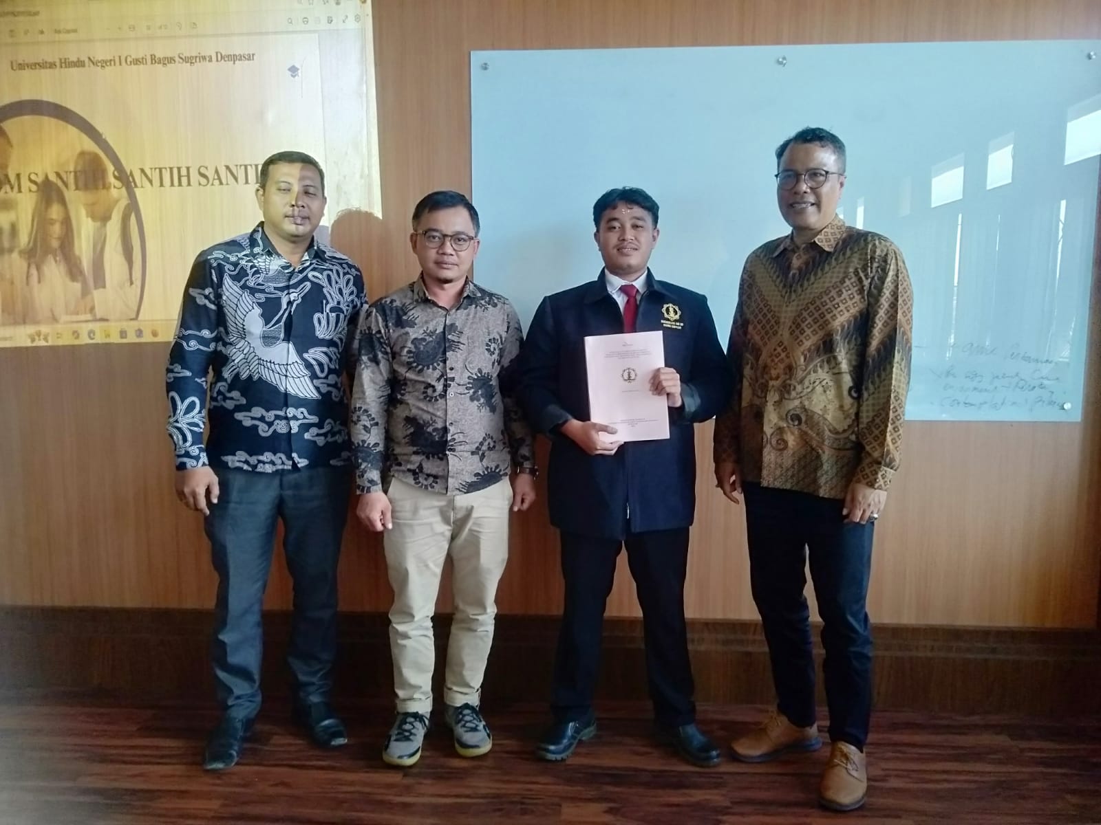 Ujian Proposal Penelitian Wayan Gede Palguna Angkat Tema Wisata Hybrid di Taman Sari Waterfall