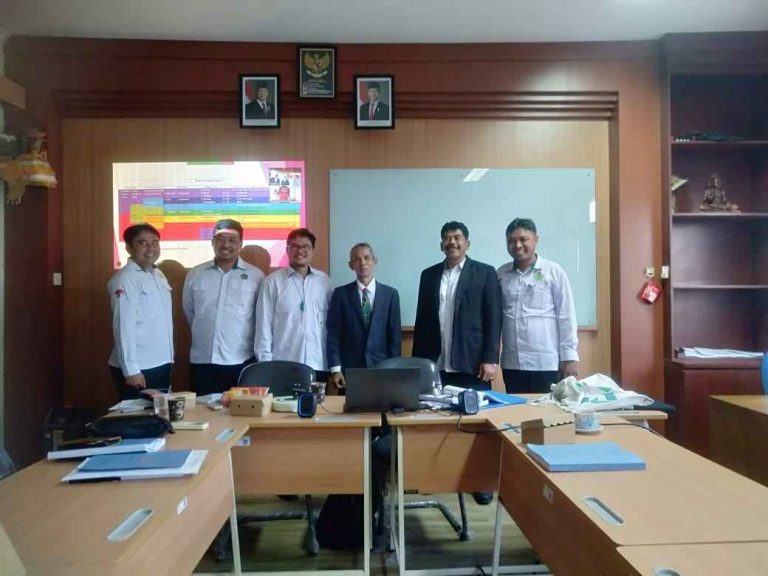 Ideologi Anand Krishna dalam Kesehatan Holistik: Seminar Hasil Penelitian Anak Agung Sudarsa