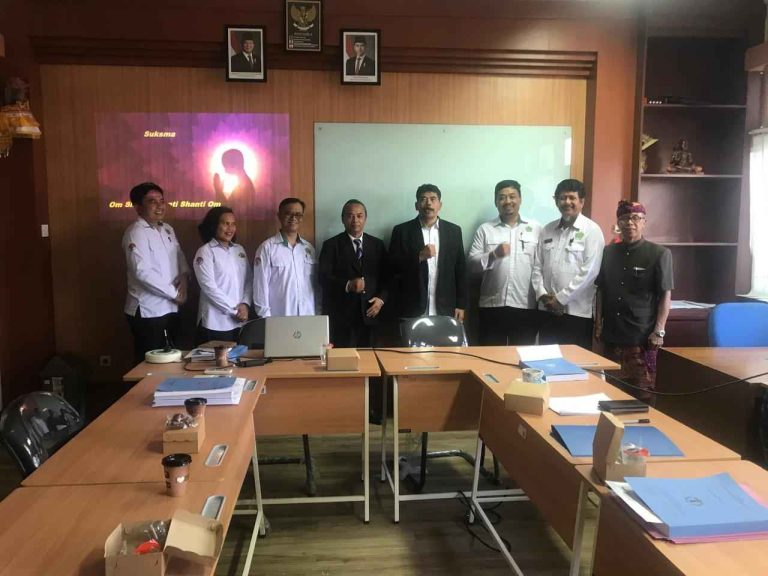 Dekonstruksi Upacara Ngaben Warga Tutuan di Desa Adat Pujungan: Ujian Seminar Hasil Penelitian I Nyoman Suadnyana