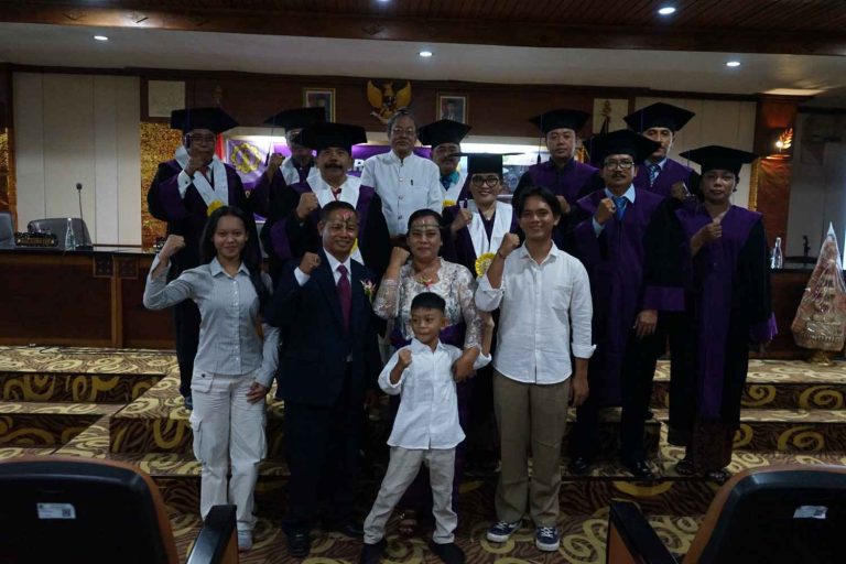Makna Estetika Hindu di Balik Topeng Sidhakarya: Ujian Terbuka I Nyoman Suardika di Pascasarjana UHN Sugriwa
