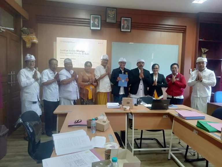 Ujian Tertutup Disertasi Gede Endy Kumara Gupta Kupas Jyotisa dalam Wariga Hindu Bali