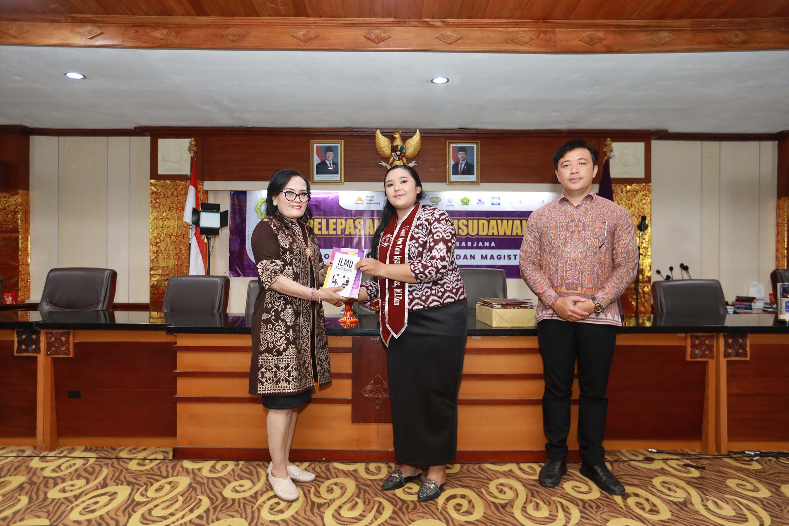 Magister Ilmu Komunikasi Hindu