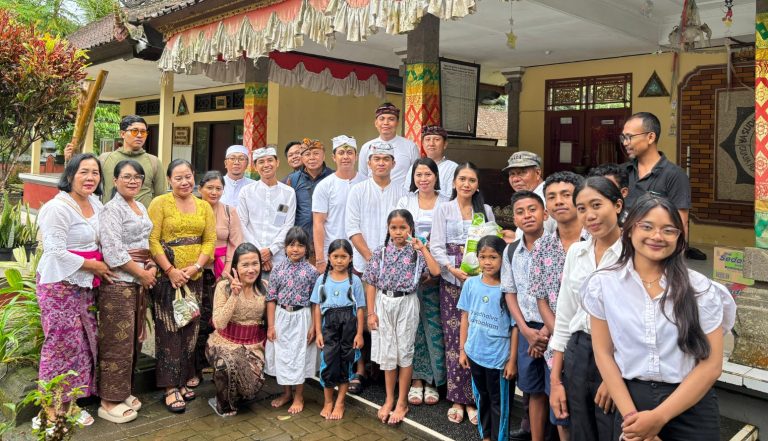 Jelang Wisuda XII, Pascasarjana UHN Sugriwa Gelar Amal Bhakti di Pasraman Gurukula Bangli
