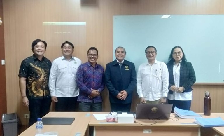 Ujian Kualifikasi Disertasi S3 Doktor Ilmu Agama Angkat Isu Etika AI dalam Pendidikan Hindu di Era Digital