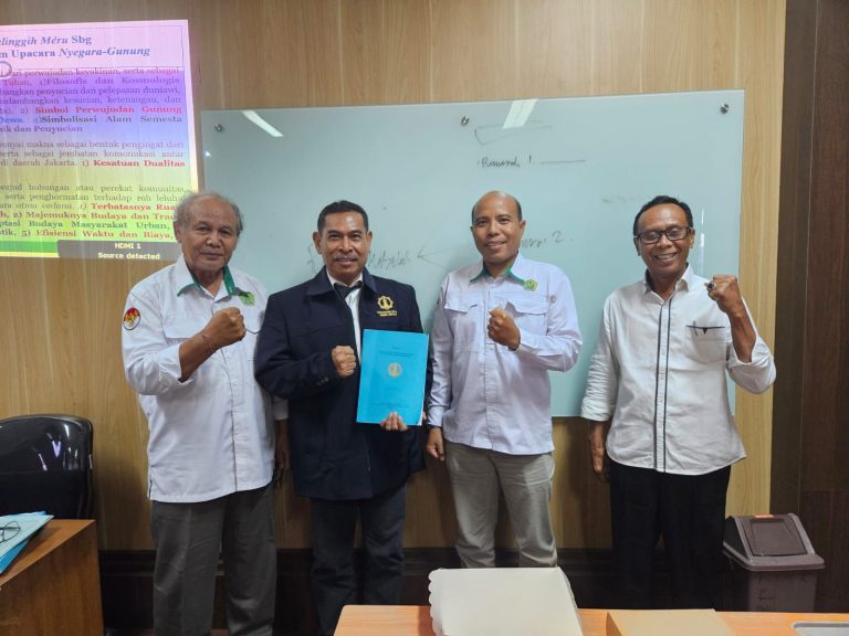 Filosofi Meru di Pesisir Jakarta, Mahasiswa S2 UHN Sugriwa I Made Suweta Paparkan Seminar Hasil Tesis Brahma Widya