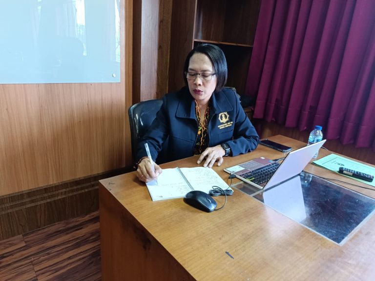 Bentuk Karakter Siswa SMK, Mahasiswa S2 UHN Sugriwa Nyoman Suwidyastuti Sukses Seminar Hasil Tesis Dharma Acarya