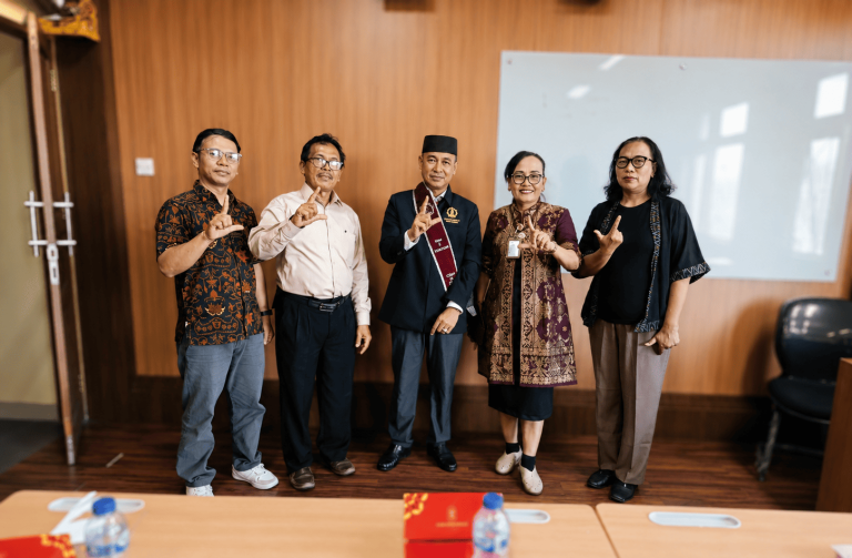Kupas Toleransi Sidrap Sulawesi Selatan, Mahasiswa S2 UHN Sugriwa Soefarto Sukses Ujian Tesis Pendidikan Karakter