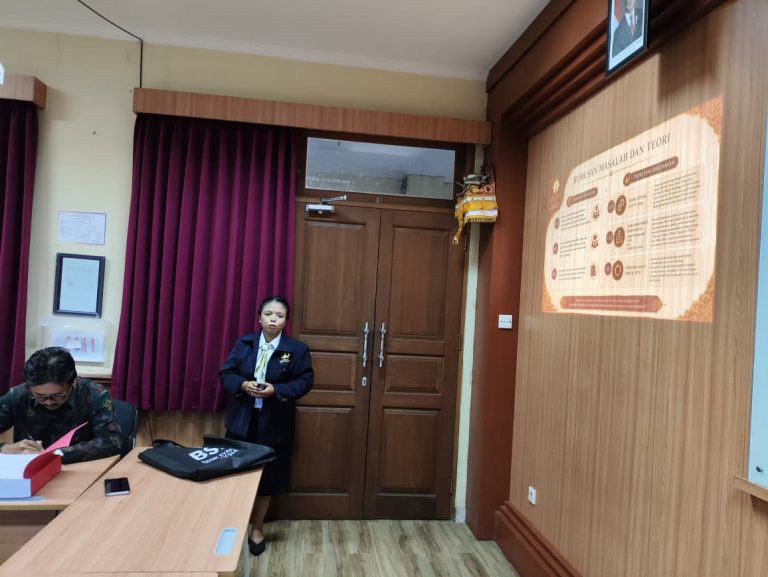 Kupas Tuntas Komunikasi Dinas Sosial, Ni Luh Novayanti Jalani Seminar Hasil Disertasi S3 UHN Sugriwa