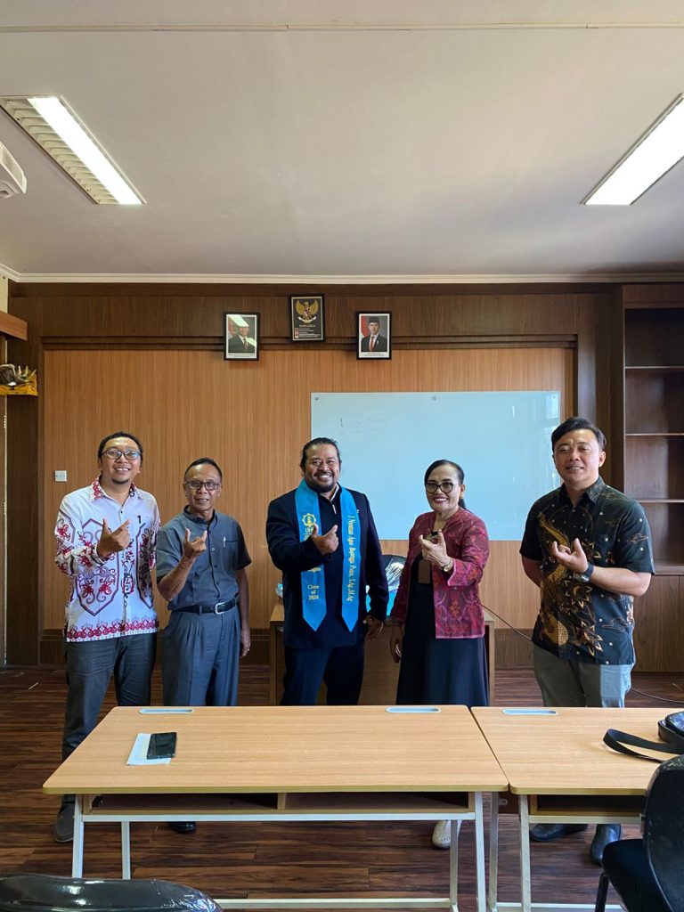 Bedah Esensi Pacaruan Laba Kama Durga, I Nyoman Agus Bujangga Putra Sukses Jalani Ujian Tesis S2 Brahma Widya UHN Sugriwa