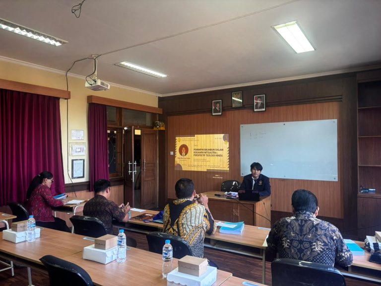Bedah Kepemimpinan Brumbun dalam Kekawin Nitisastra, I Gede Eka Surya Kanta Sukses Jalani Ujian Tesis S2 Brahma Widya UHN Sugriwa