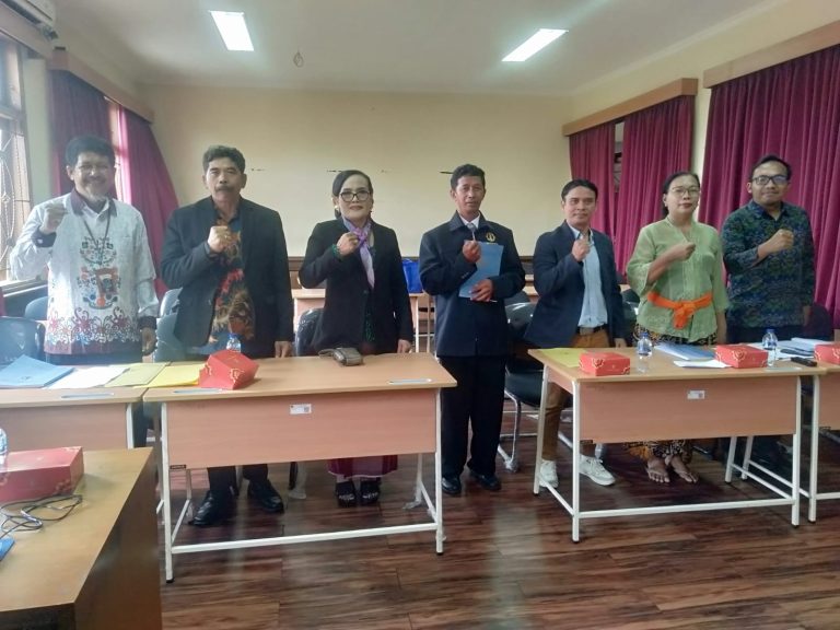 Bedah Peran Prajuru Adat Jaga Kerukunan, Wayan Agus Putrayasa Maju Ujian Proposal S3 UHN Sugriwa