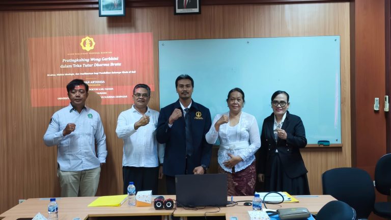 Bedah Etika Ibu Hamil Lewat Lontar Kuno, Wayan Artayasa Tuntaskan Ujian Kualifikasi S3 UHN Sugriwa