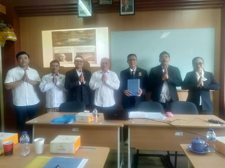 Buktikan Sains dalam Ritual, Ida Bagus Ketut Mantra Maju Ujian Proposal S3 UHN Sugriwa Bedah Energi Tirtha